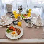 Issa Hotel