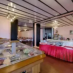 Issa Hotel Vis