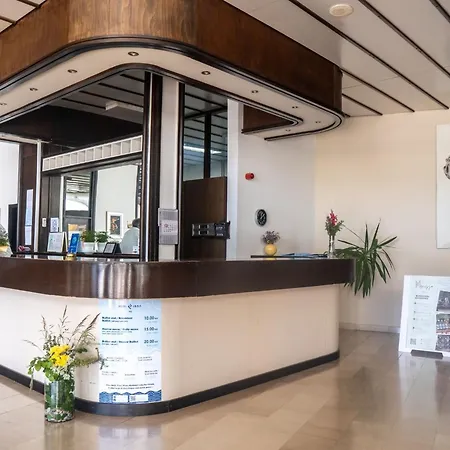 Issa Hotel Vis
