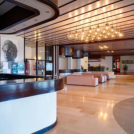 Hotel Issa