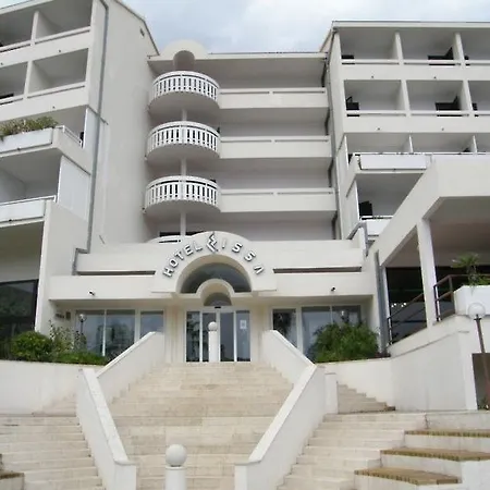Issa Hotel