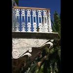 Hotell Issa 2*