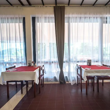 Hotell Issa Vis