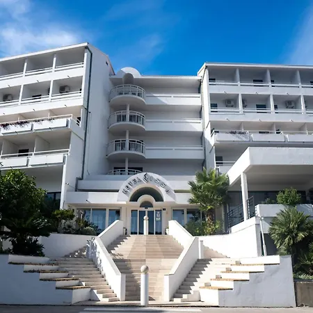 Hotell Issa