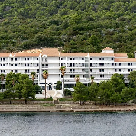 Issa Hotell