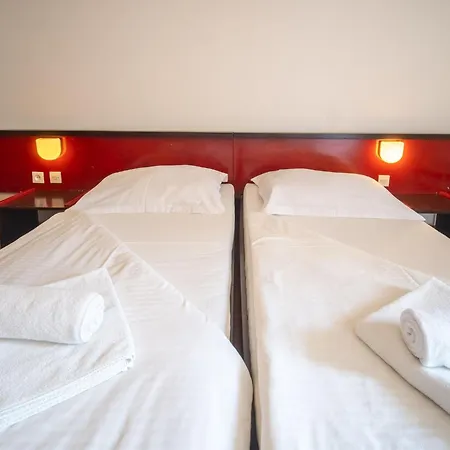 Issa Hotell Vis